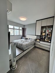 Blk 293C Skypeak @ Bukit Batok (Bukit Batok), HDB 4 Rooms #582932221